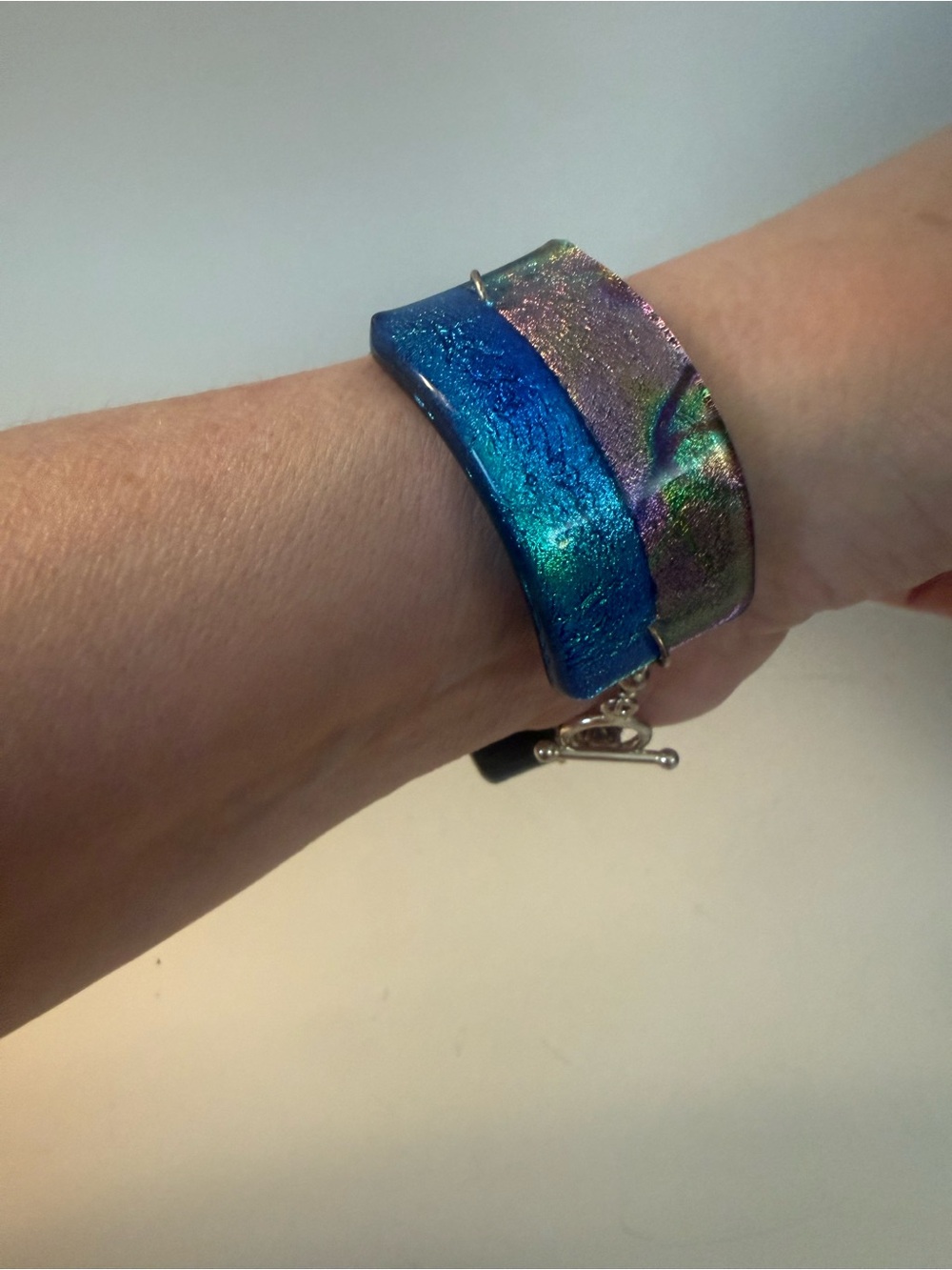 Artisan Dichroic Iridescent Blue-Green Glass Bracelet - Picture 3 of 10